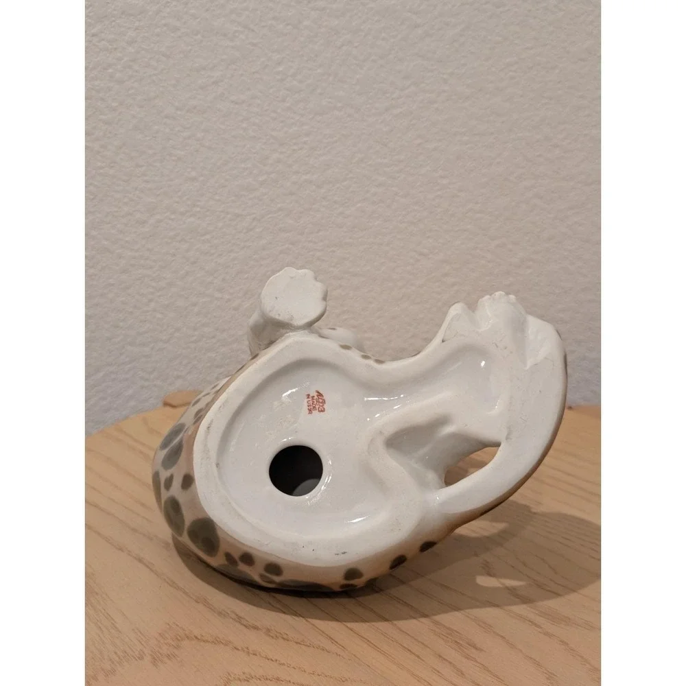 Lomonosov Porcelain Cheetah  (RARE)  Excellent Condition